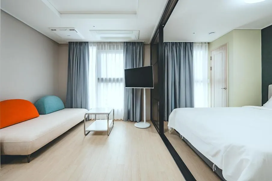 H Avenue Sasang Station Residence Hotel Busan